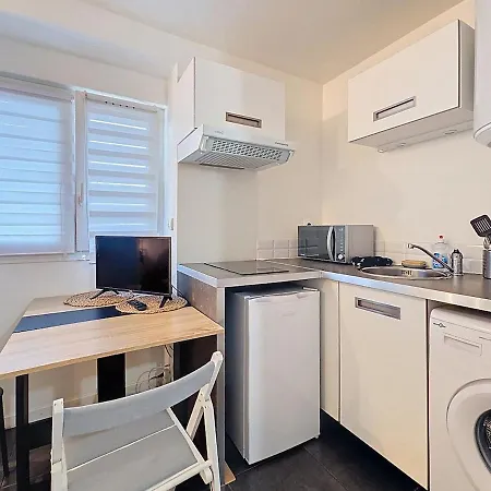 15 Minutes From Disney, Paris Apartmán